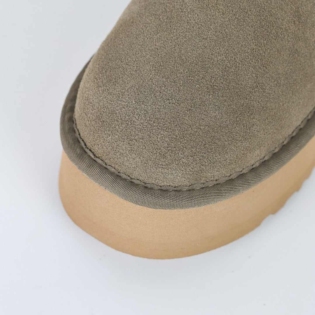 UGG Unisex Seasonal Short Boots - Style 215587746 - view 5
