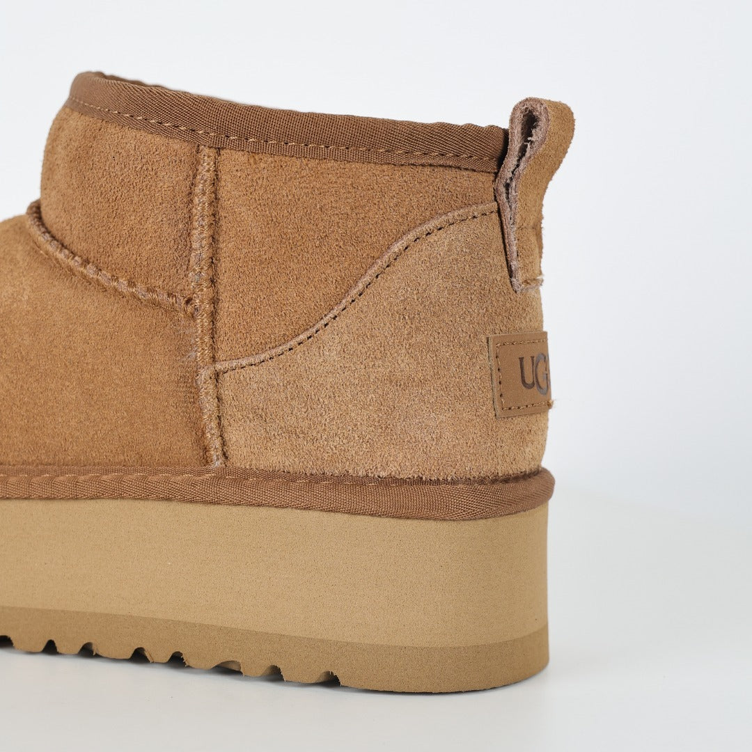UGG Unisex Seasonal Short Boots - Style 215587747 - view 4