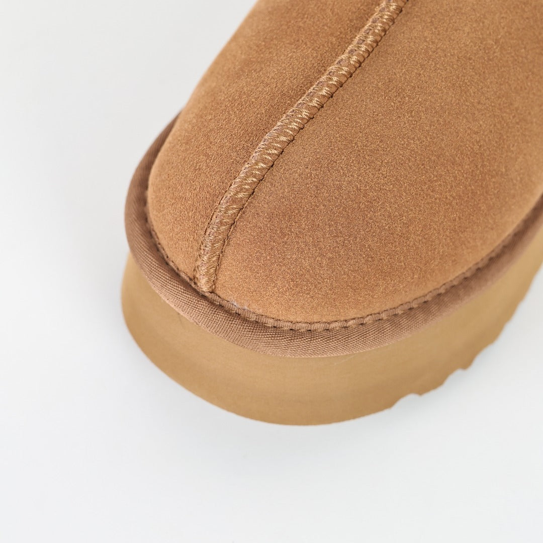 UGG Unisex Seasonal Mules & Slippers - Style 215587750 - view 5