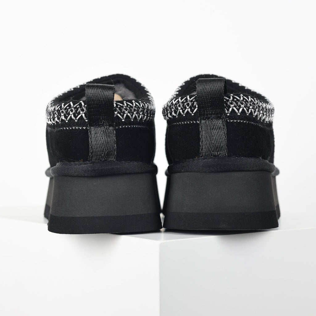 UGG Unisex Seasonal Mules & Slippers - Style 215587752 - view 8