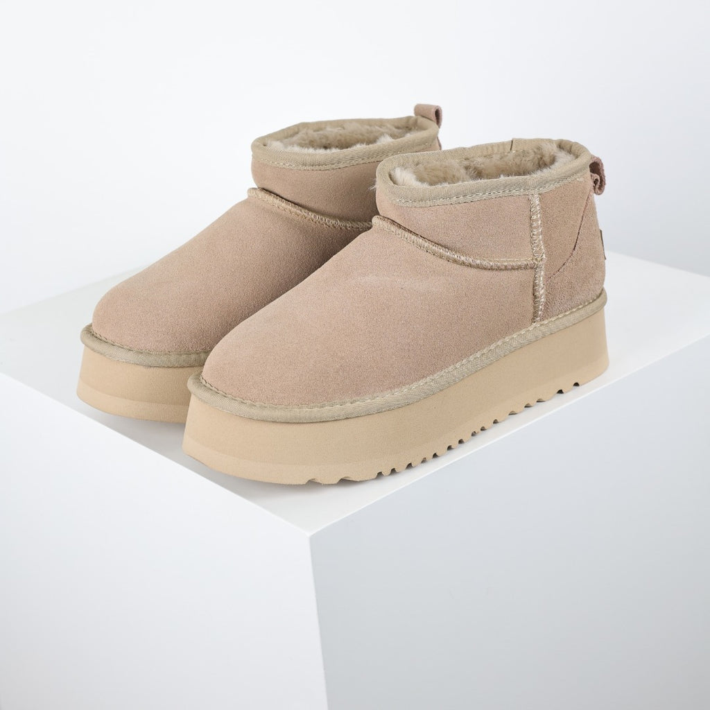 UGG Unisex Seasonal Short Boots - Style 215587754 - view 2