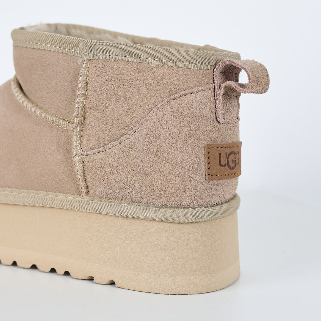 UGG Unisex Seasonal Short Boots - Style 215587754 - view 4