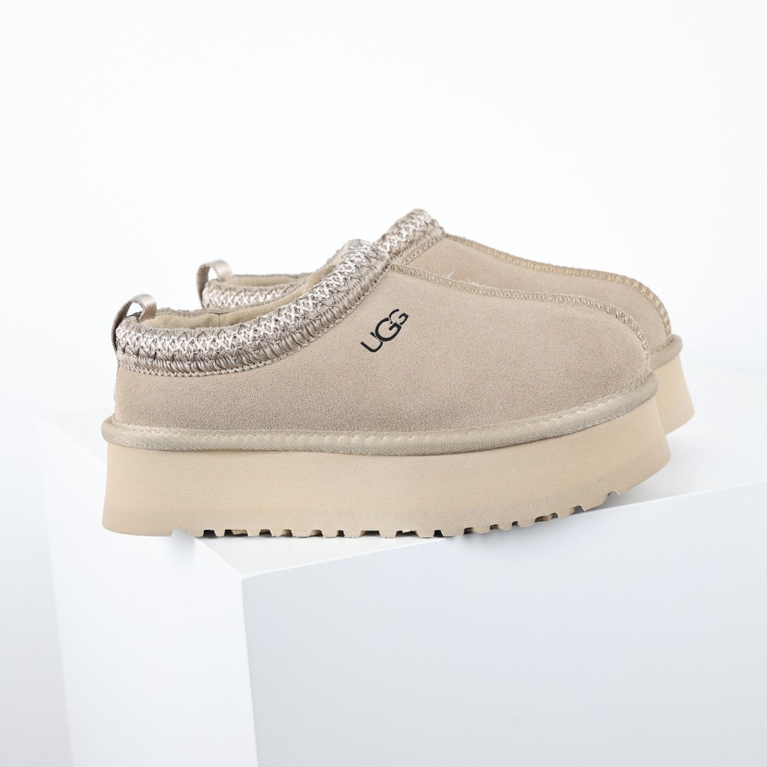 UGG Unisex Seasonal Mules & Slippers - Style 215587755 - view 3