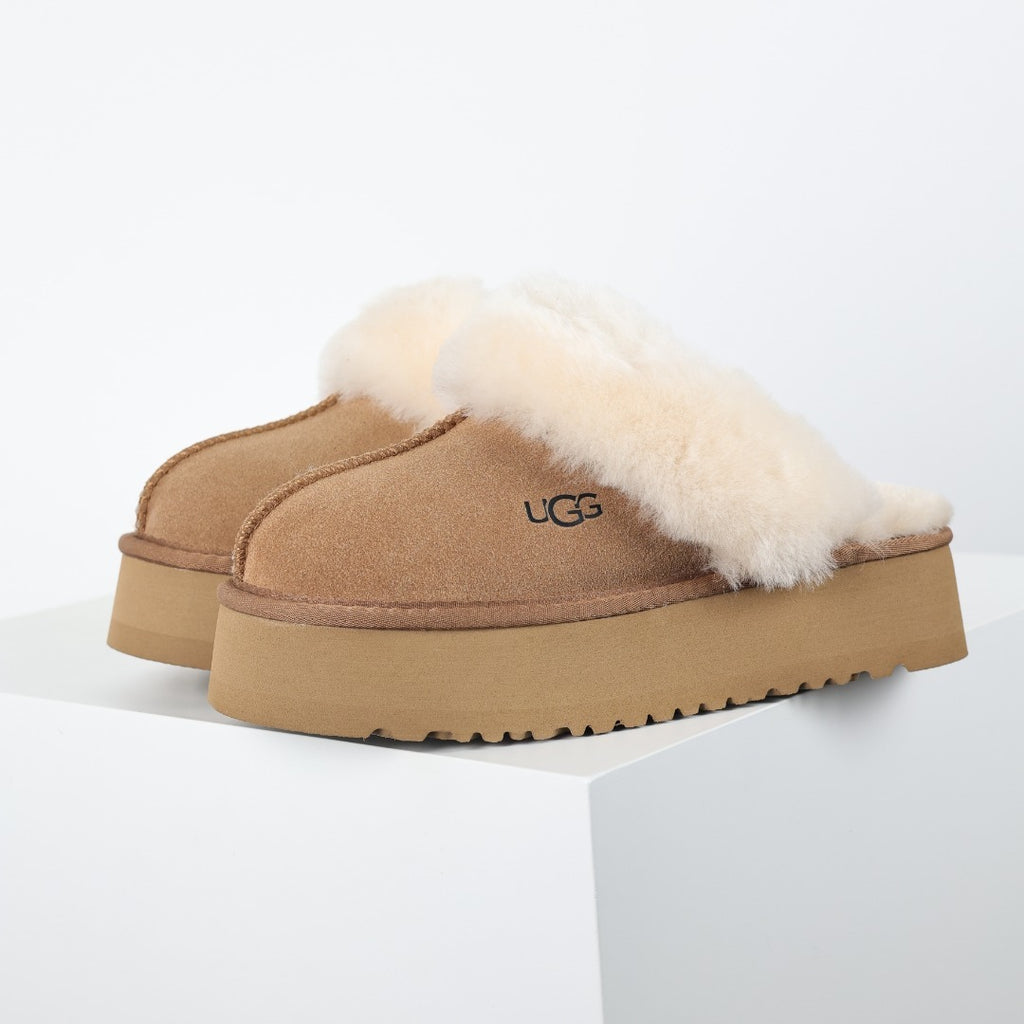 UGG Unisex Seasonal Winter Boots - Style 215587777 - view 1