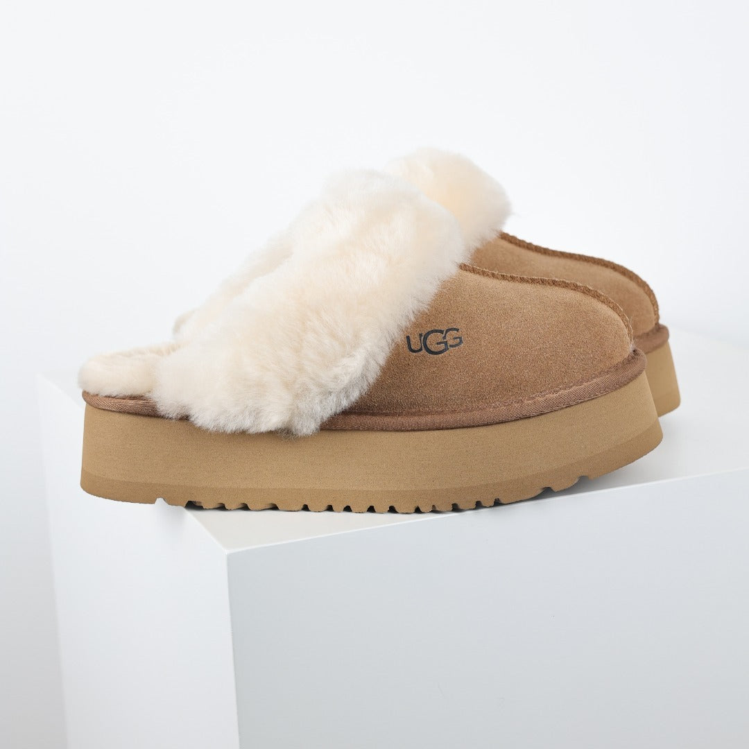 UGG Unisex Seasonal Winter Boots - Style 215587777 - view 3