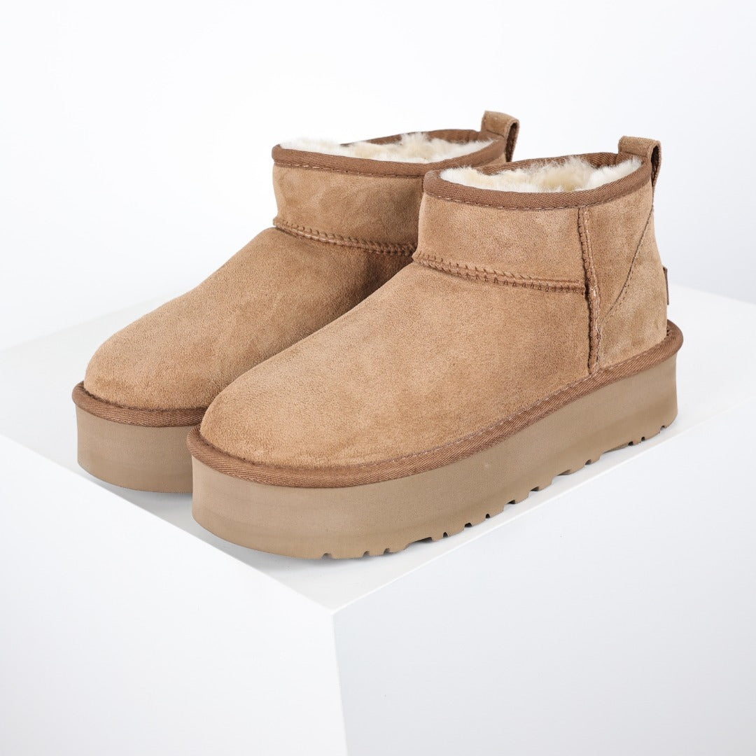 UGG Unisex Seasonal 3cm Platform Short Boots - Style 215587842 - view 2