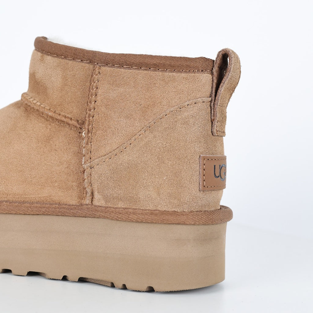 UGG Unisex Seasonal 3cm Platform Short Boots - Style 215587842 - view 4