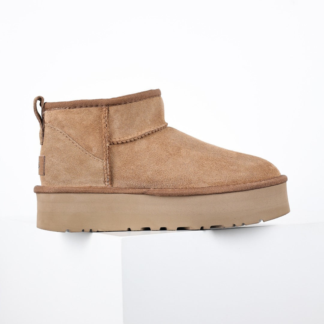 UGG Unisex Seasonal 3cm Platform Short Boots - Style 215587842 - view 7