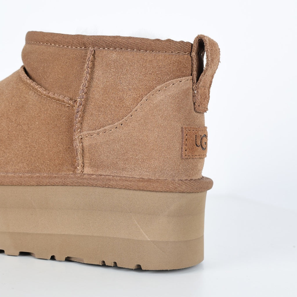 UGG Unisex Seasonal 3cm Platform Short Boots - Style 215587846 - view 4