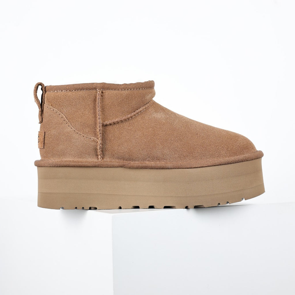 UGG Unisex Seasonal 3cm Platform Short Boots - Style 215587846 - view 7