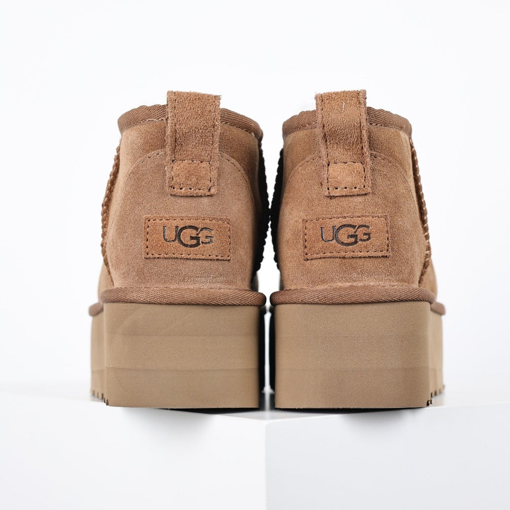 UGG Unisex Seasonal 3cm Platform Short Boots - Style 215587846 - view 8