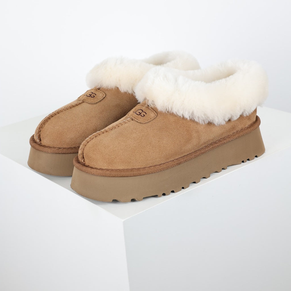 UGG Unisex Seasonal 3cm Platform Mules & Slippers - Style 215587848 - view 2