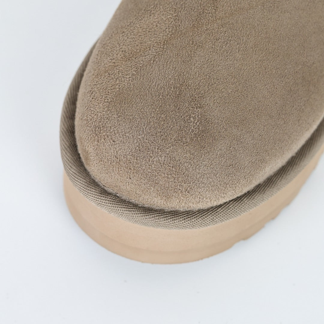 UGG Unisex Seasonal 3cm Platform Short Boots - Style 215587850 - view 5