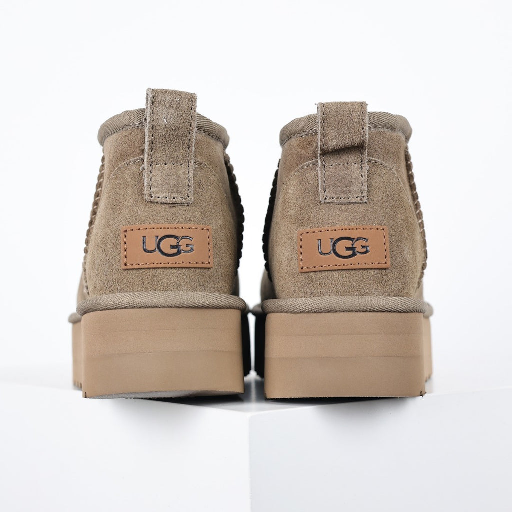 UGG Unisex Seasonal 3cm Platform Short Boots - Style 215587850 - view 8