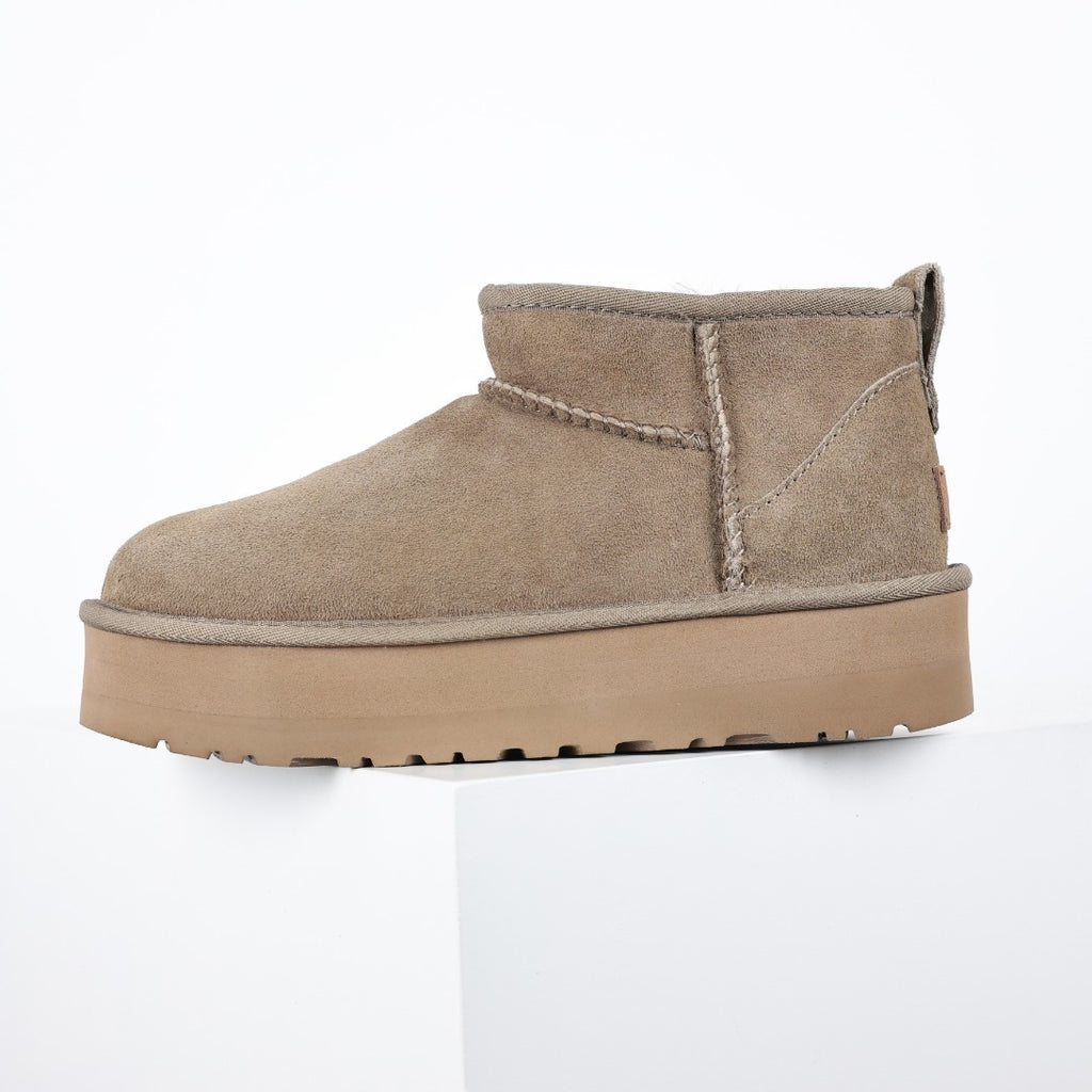 UGG Unisex Seasonal 3cm Platform Short Boots - Style 215587850 - view 9