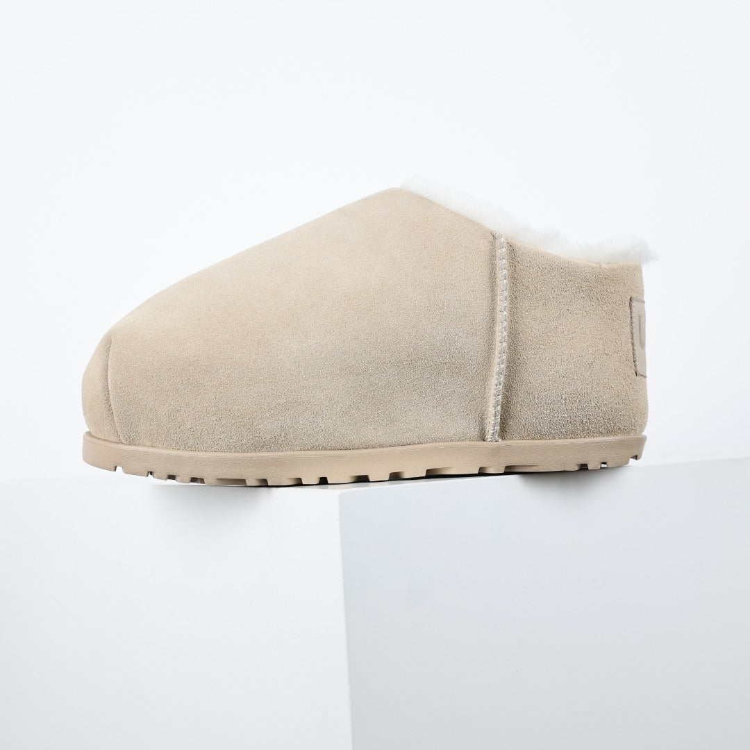 UGG Unisex Seasonal 4cm Platform Winter Boots - Style 215587875 - view 9