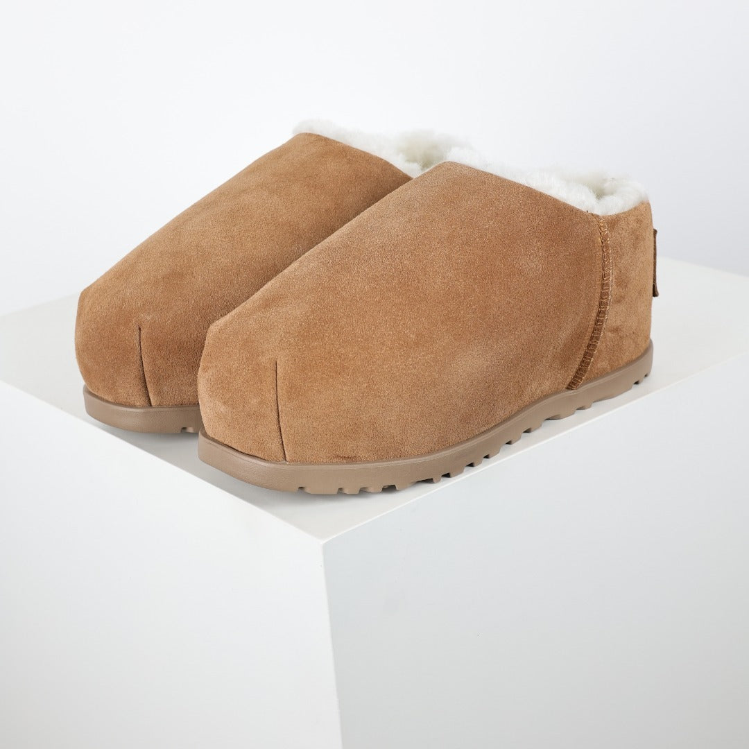 UGG Unisex Seasonal 4cm Platform Winter Boots - Style 215587879 - view 2