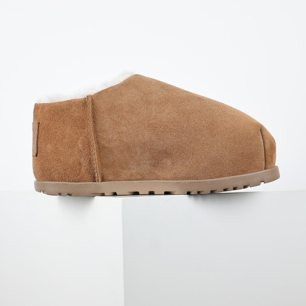 UGG Unisex Seasonal 4cm Platform Winter Boots - Style 215587879 - view 7