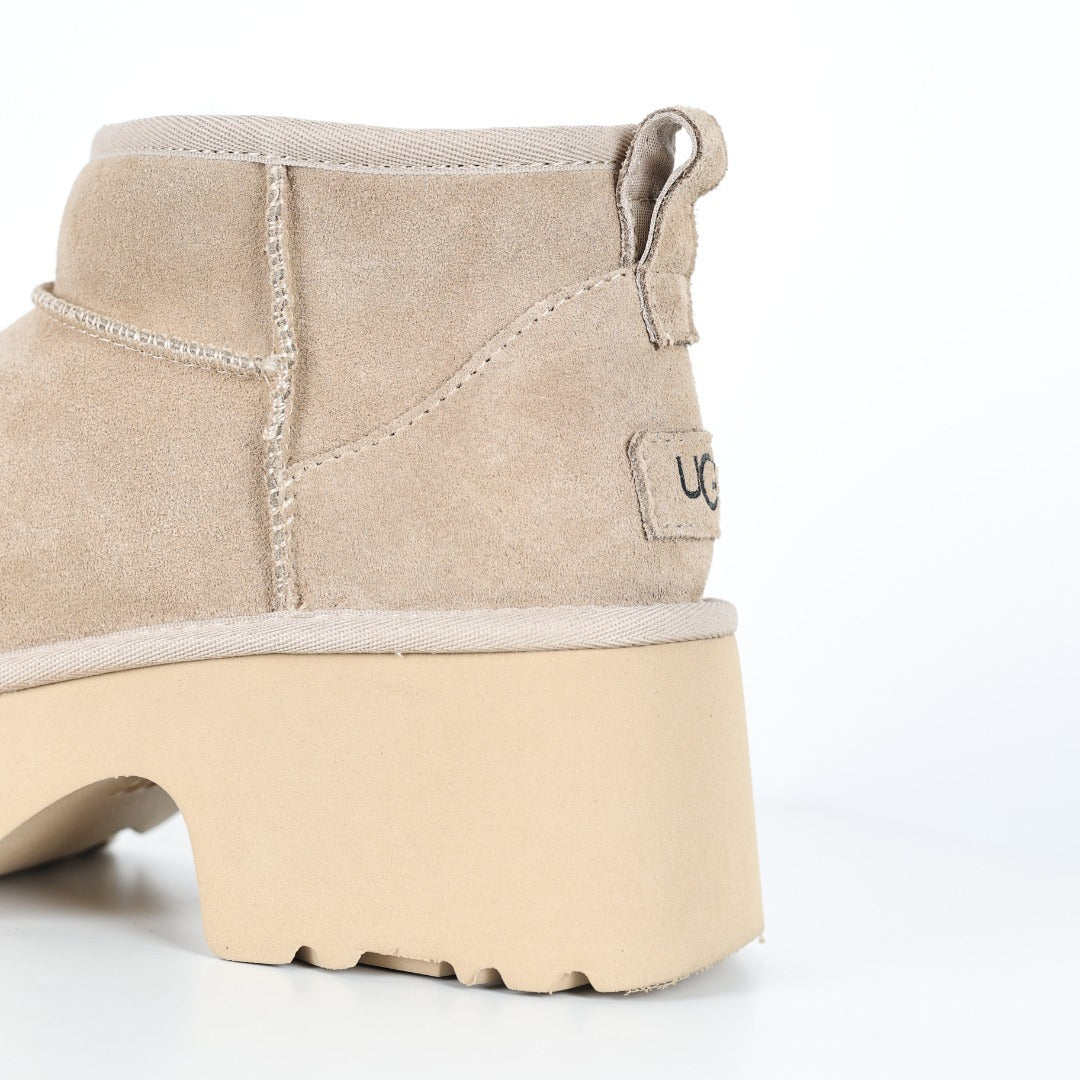 UGG Women's Seasonal 5cm Platform Short Boots - Style 215587881 - view 4