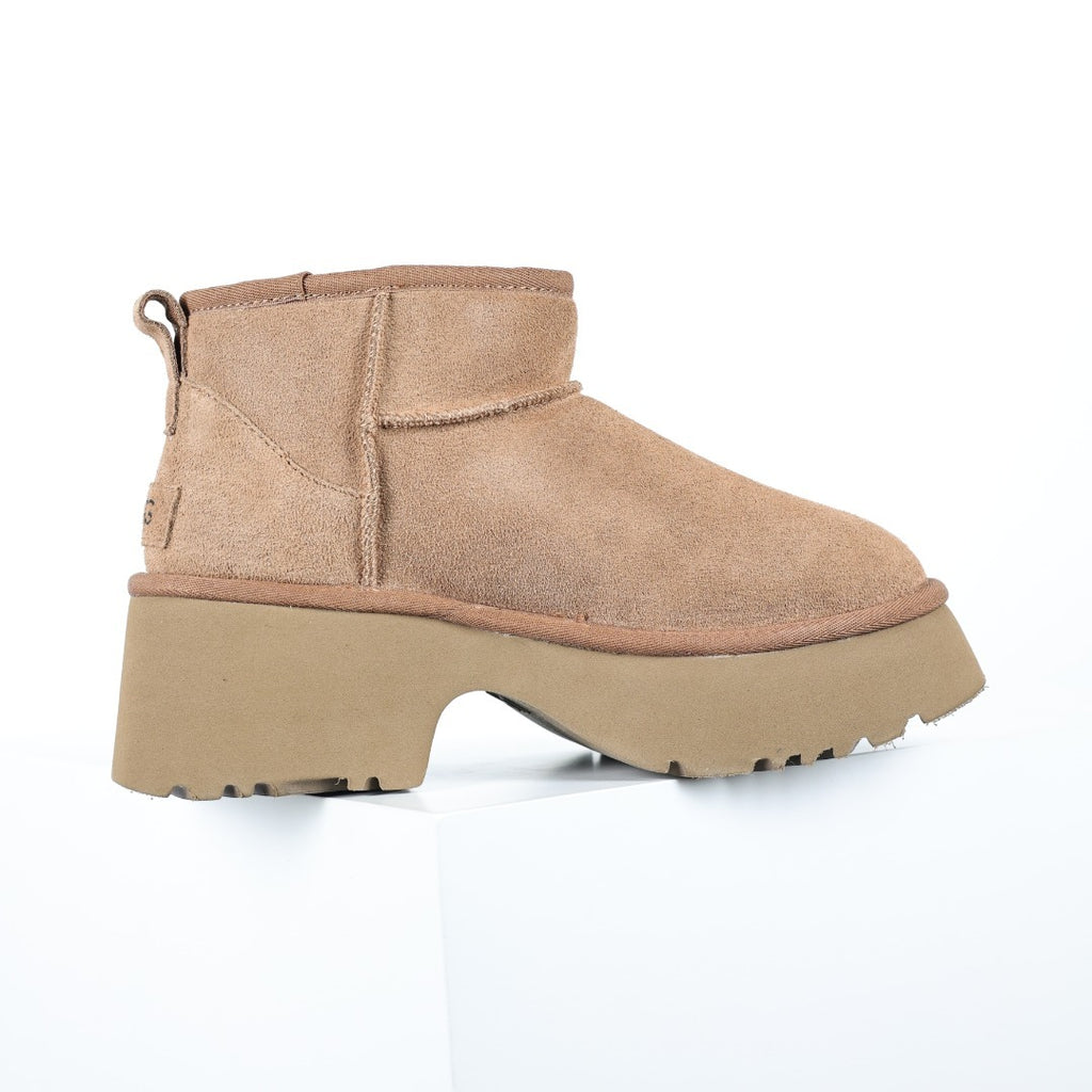 UGG Women's Seasonal 5cm Platform Short Boots - Style 215587883 - view 7