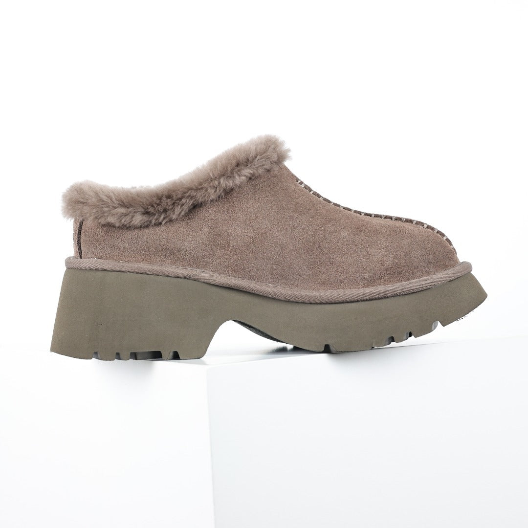 UGG Women's Seasonal 5cm Platform Winter Boots - Style 215587911 - view 7