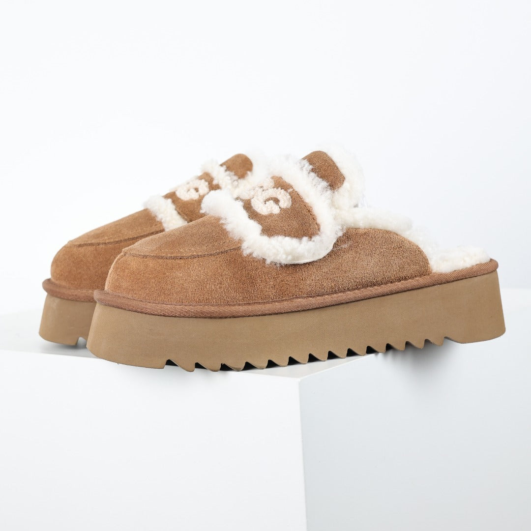 UGG Unisex Seasonal Mules & Slippers - Style 215587912 - view 1