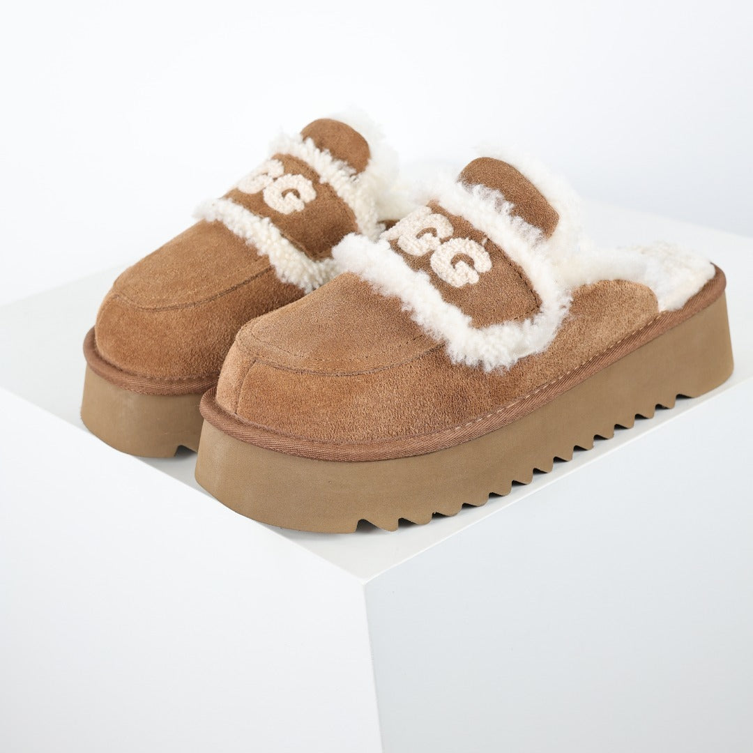 UGG Unisex Seasonal Mules & Slippers - Style 215587912 - view 2