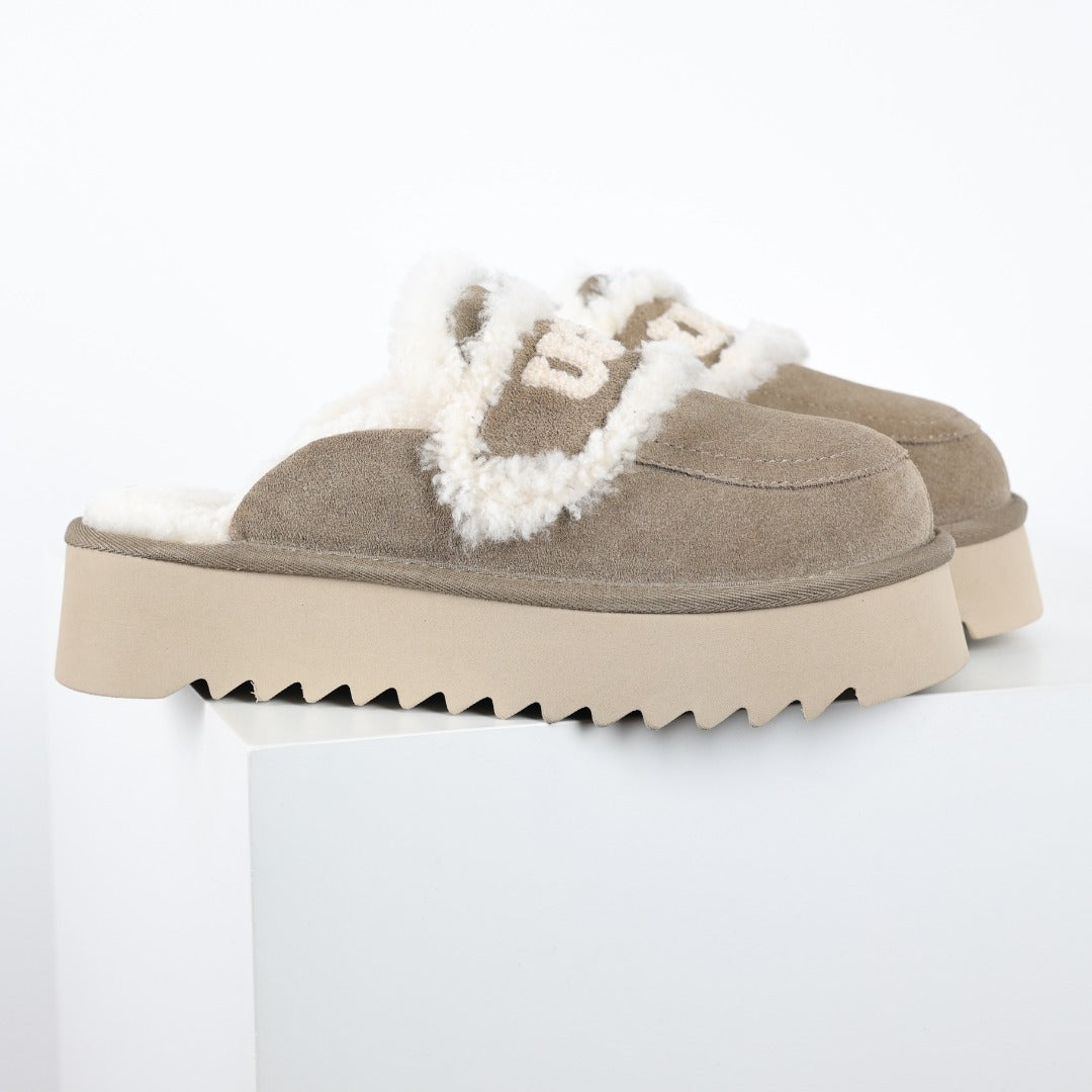 UGG Unisex Seasonal Mules & Slippers - Style 215587917 - view 3