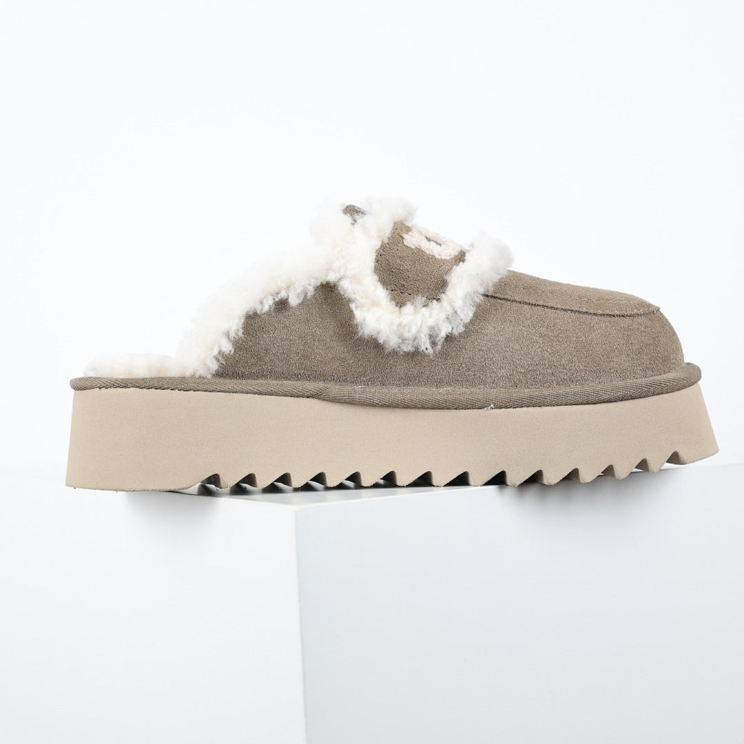 UGG Unisex Seasonal Mules & Slippers - Style 215587917 - view 7