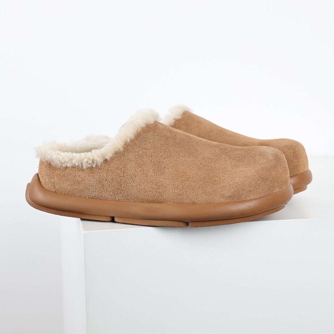 UGG Women's Seasonal Mules & Slippers - Style 215587990 - view 3