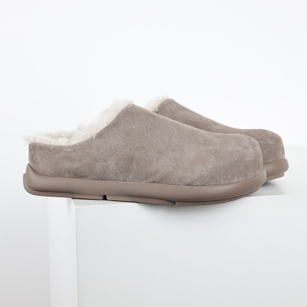 UGG Women's Seasonal Mules & Slippers - Style 215587992 - view 3