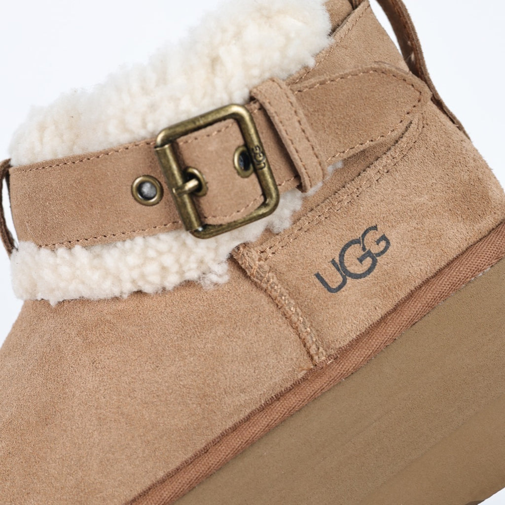 UGG Women's Seasonal 3.5cm Platform Winter Boots - Style 215588032 - view 6
