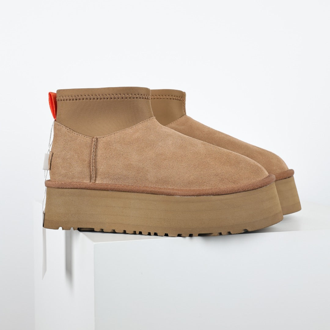 UGG Unisex Seasonal 5cm Platform Short Boots - Style 215588033 - view 3