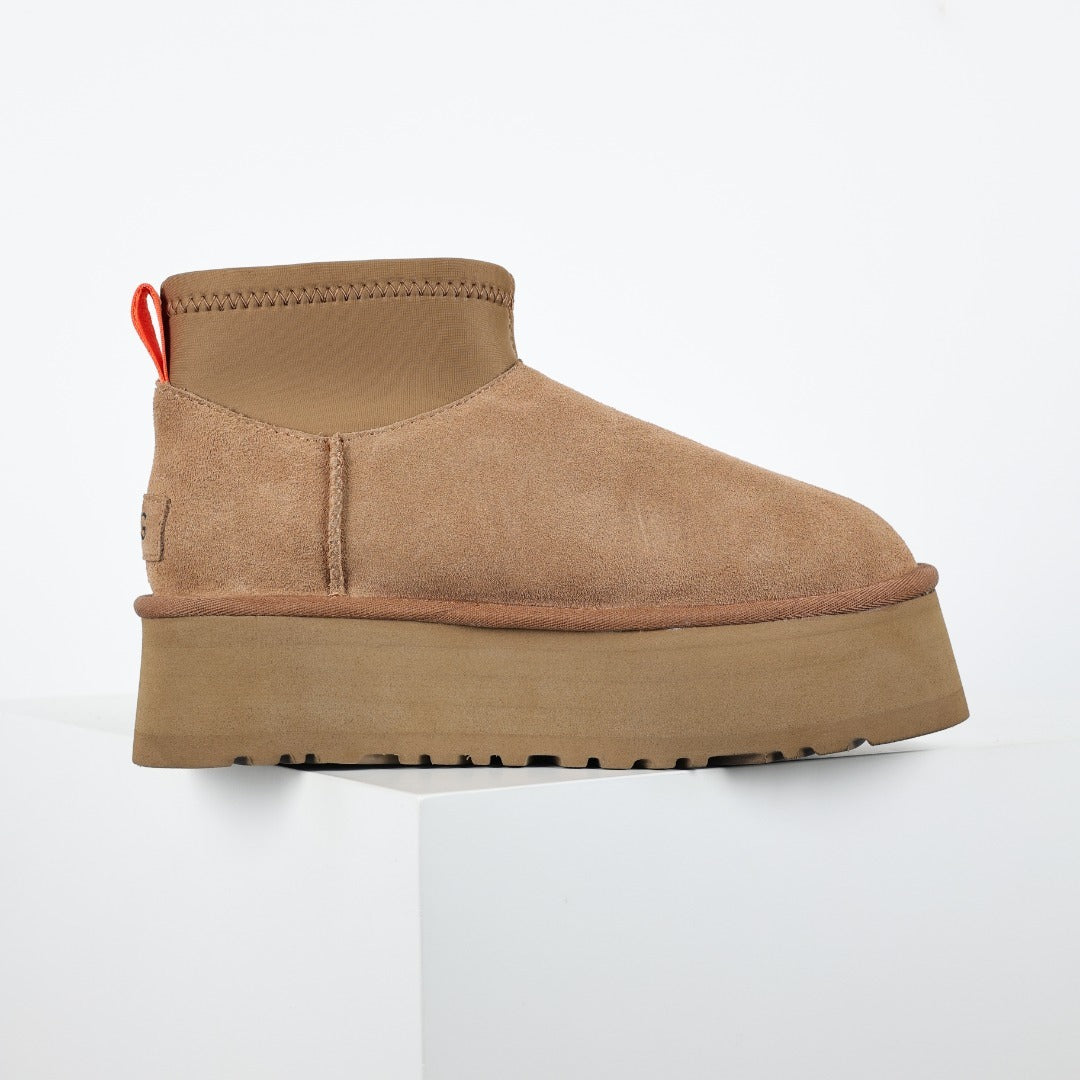 UGG Unisex Seasonal 5cm Platform Short Boots - Style 215588033 - view 7