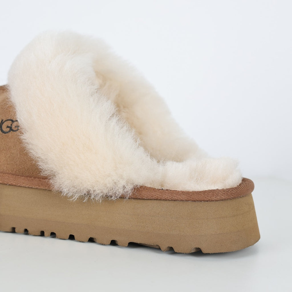 UGG Women's Seasonal 3cm Platform Winter Boots - Style 215588034 - view 4