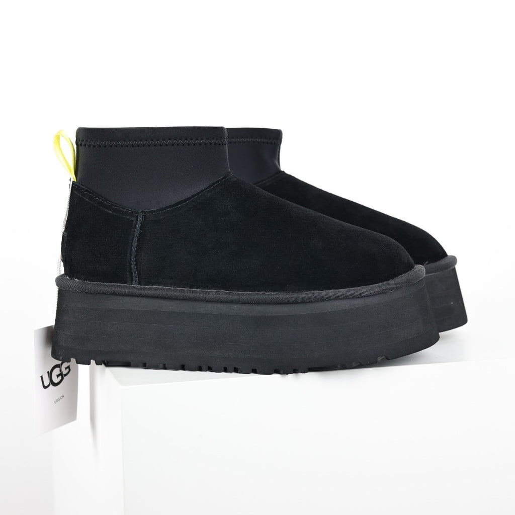 UGG Unisex Seasonal 5cm Platform Short Boots - Style 215588039 - view 3
