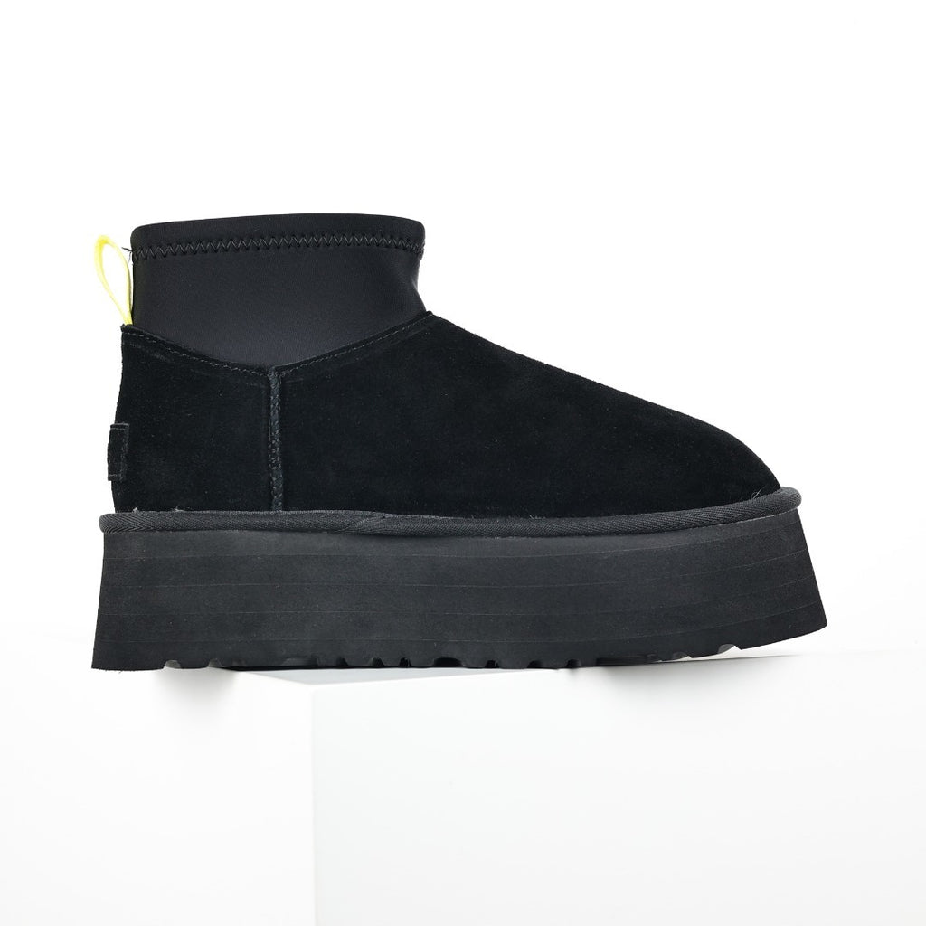 UGG Unisex Seasonal 5cm Platform Short Boots - Style 215588039 - view 7