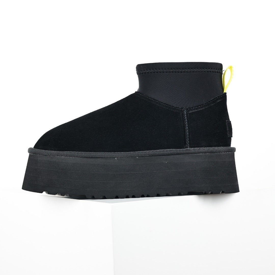 UGG Unisex Seasonal 5cm Platform Short Boots - Style 215588039 - view 9