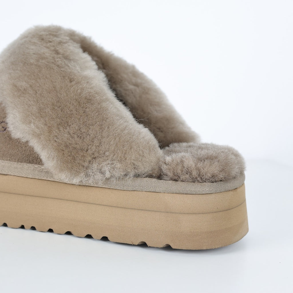 UGG Unisex Seasonal Mules & Slippers - Style 215588085 - view 4