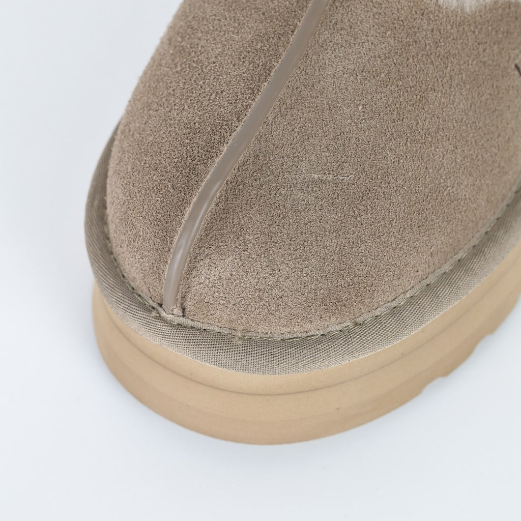 UGG Unisex Seasonal Mules & Slippers - Style 215588085 - view 5