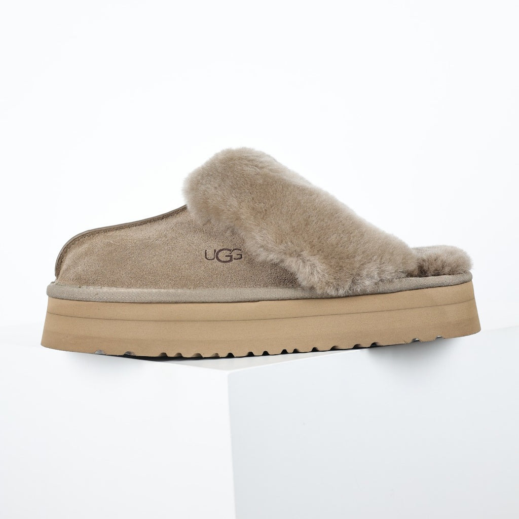 UGG Unisex Seasonal Mules & Slippers - Style 215588085 - view 9