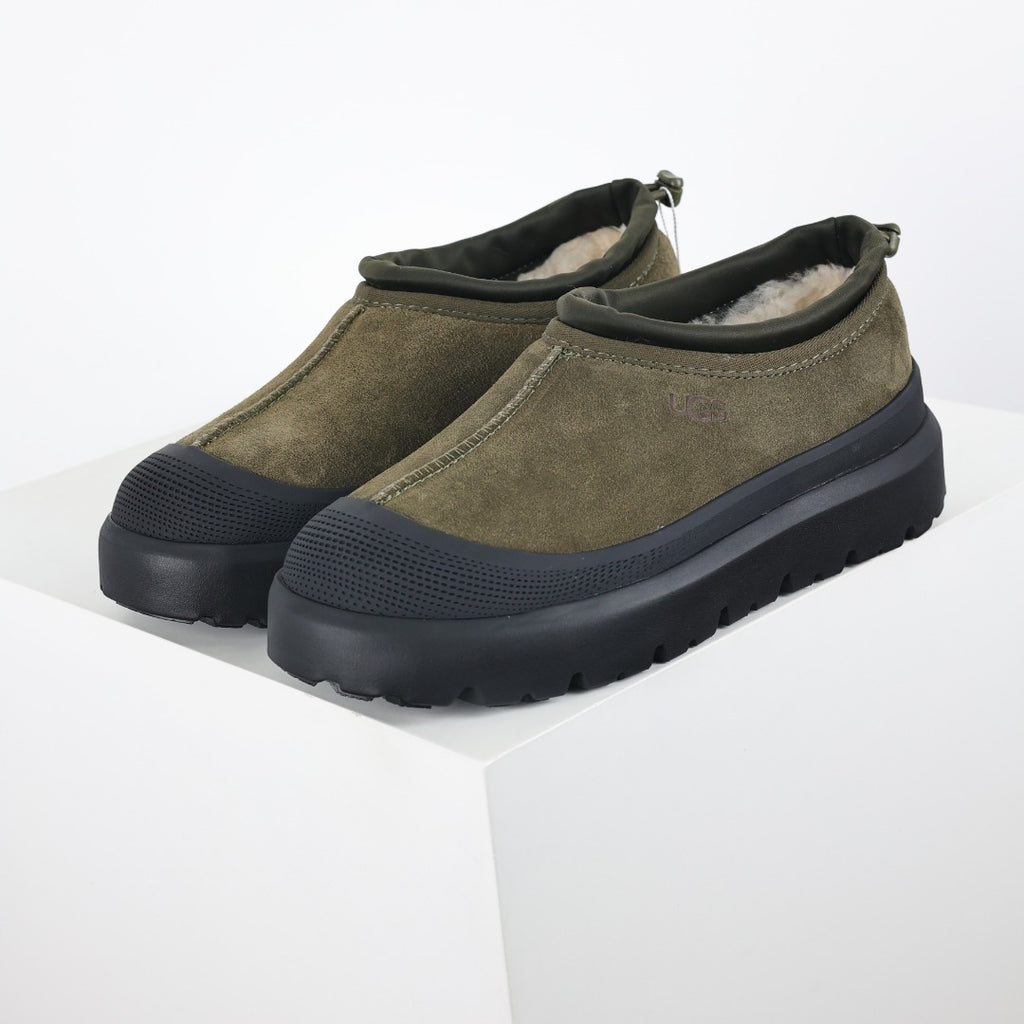 UGG Unisex Seasonal 4cm Platform Winter Boots - Style 215588181 - view 2
