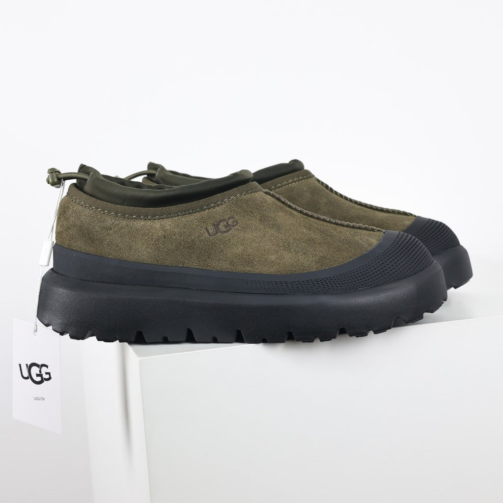 UGG Unisex Seasonal 4cm Platform Winter Boots - Style 215588181 - view 3