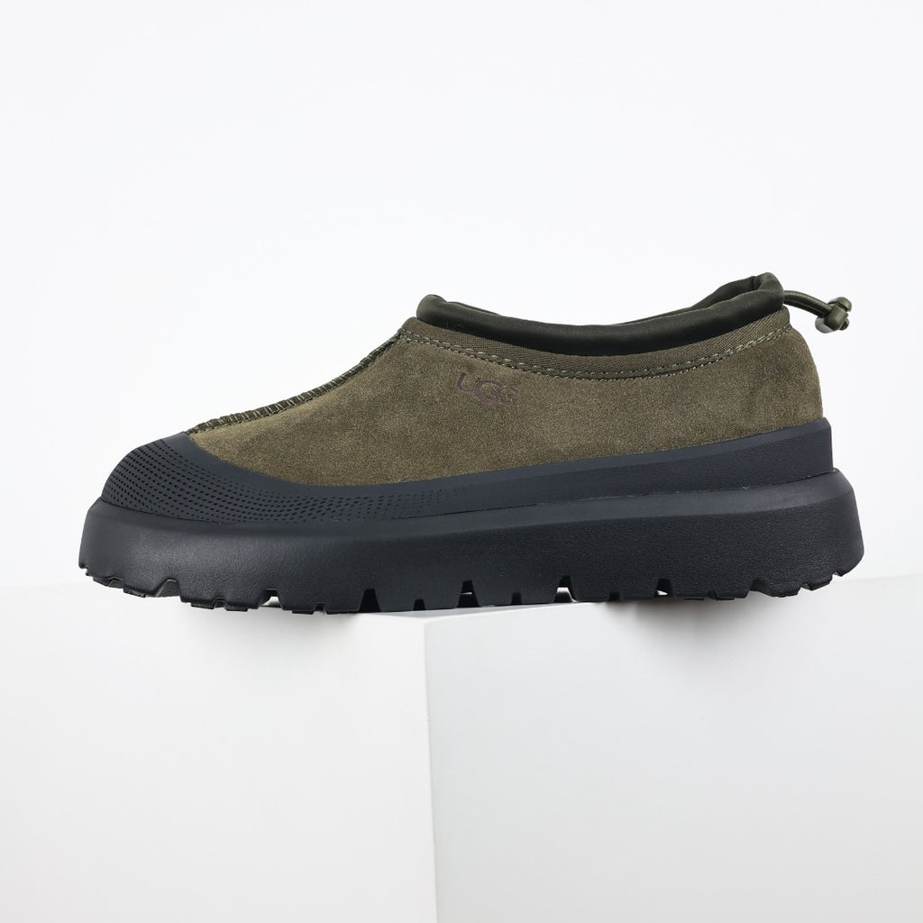 UGG Unisex Seasonal 4cm Platform Winter Boots - Style 215588181 - view 9