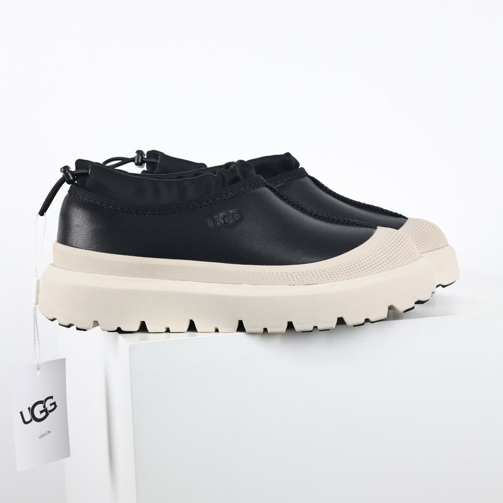 UGG Unisex Seasonal 4cm Platform Winter Boots - Style 215588182 - view 3