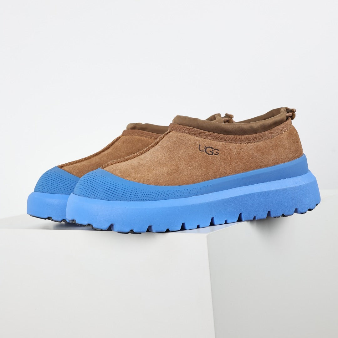 UGG Unisex Seasonal 4cm Platform Winter Boots - Style 215588210 - view 1