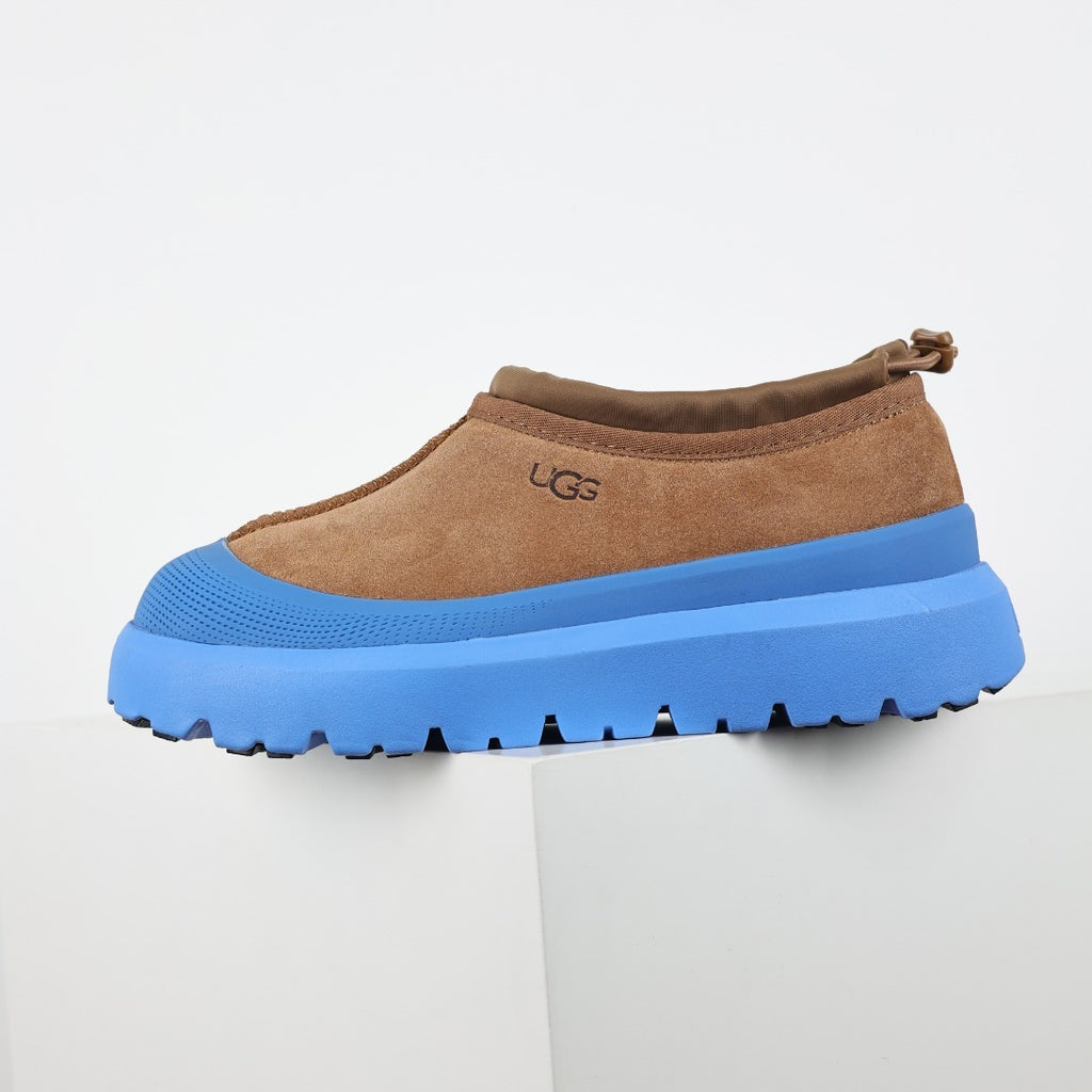 UGG Unisex Seasonal 4cm Platform Winter Boots - Style 215588210 - view 9