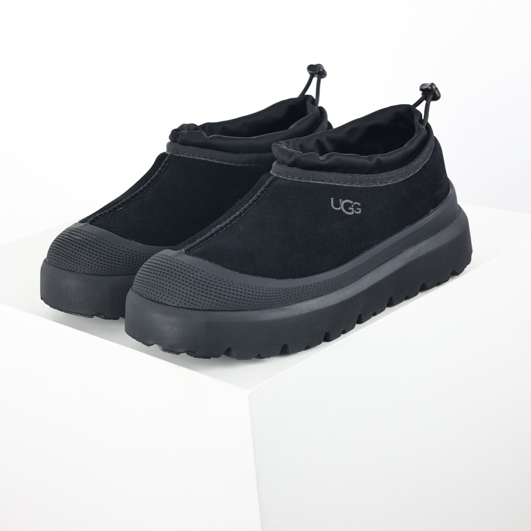 UGG Unisex Seasonal 4cm Platform Winter Boots - Style 215588211 - view 2