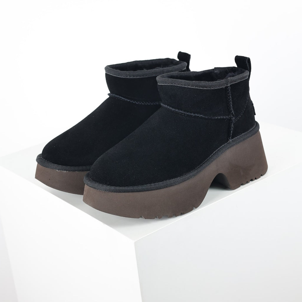 UGG Women's Seasonal 5cm Platform Short Boots - Style 215588212 - view 2