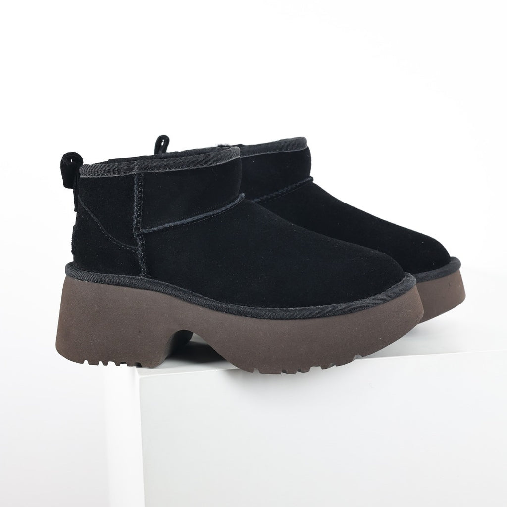 UGG Women's Seasonal 5cm Platform Short Boots - Style 215588212 - view 3